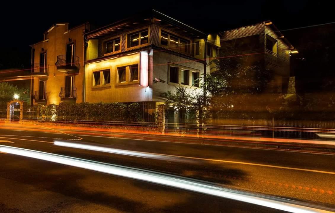 Hotel Vila Hayat Sarajevo Exterior foto